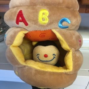 Melissa and Doug hanging musical bee and hive toy